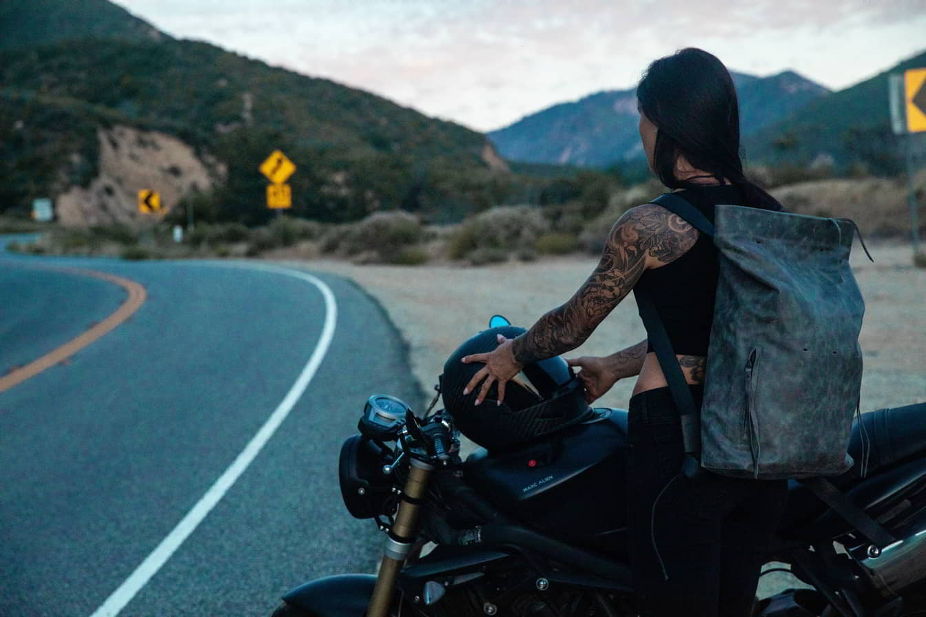 Female Mothercycle Rider A Must-Have for Female Motorcycle Riders – winxwheels