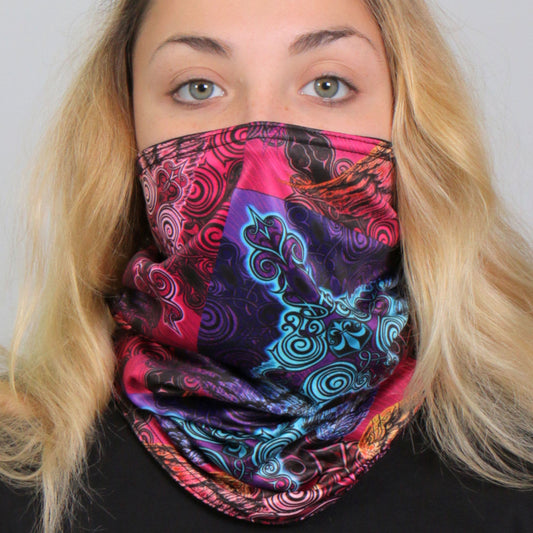 HWN2036 Cross De Lis Neck Gaiter