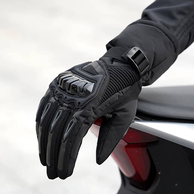 Winx Armored Waterproof Motorcycle Gloves with Touchscreen Capability ...