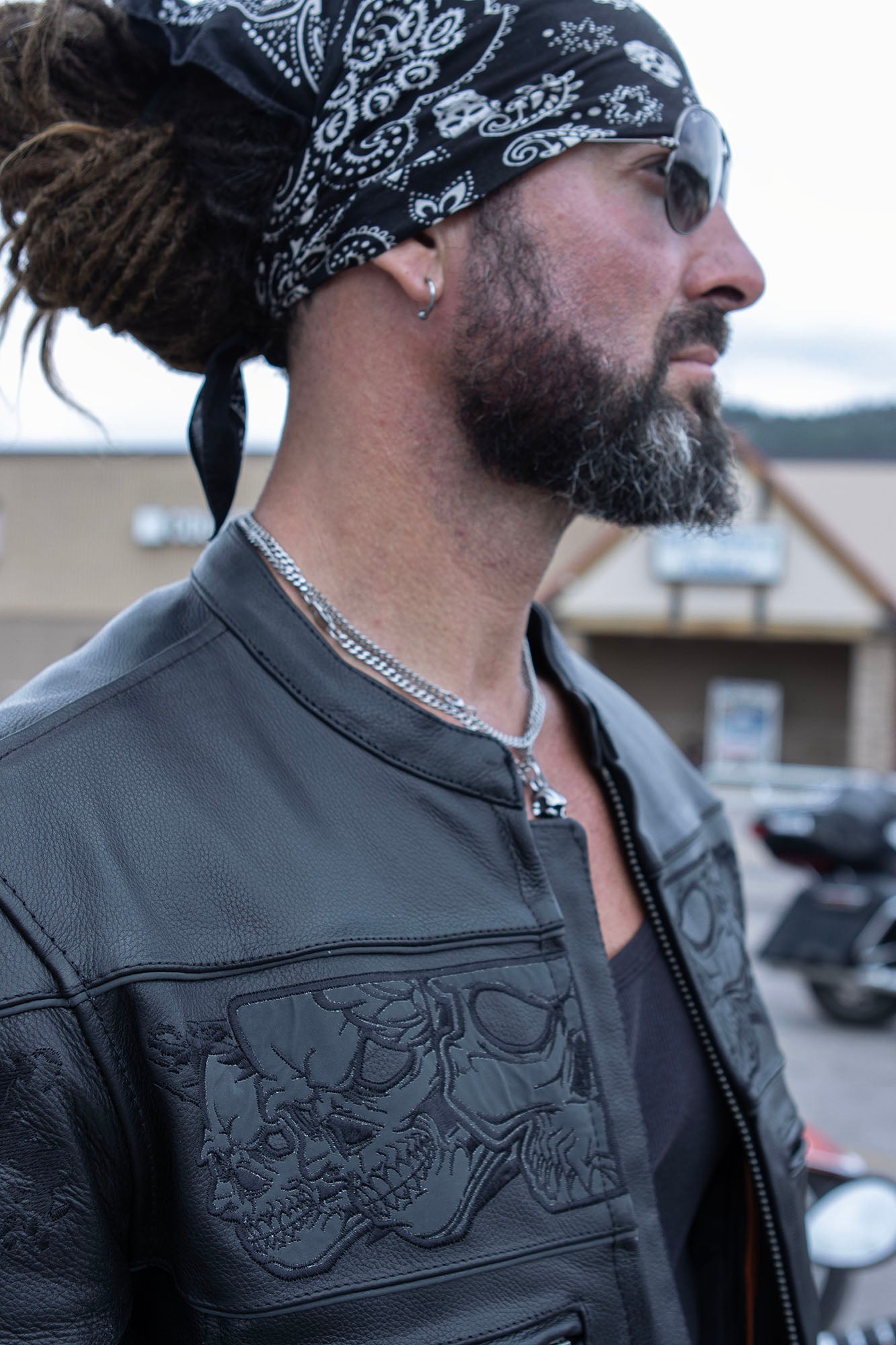 MLM1500 Men's Crossover Black Leather Scooter Jacket with Reflective Skulls