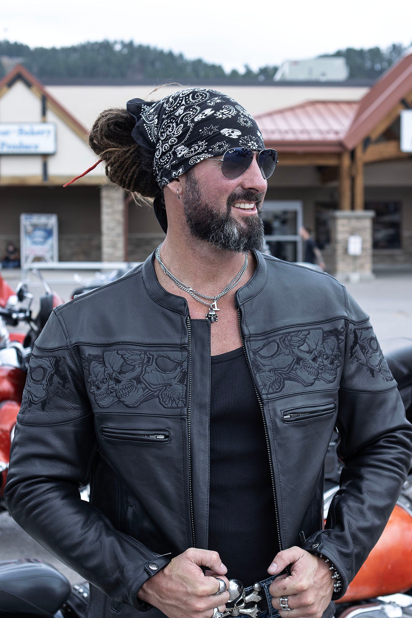 MLM1500 Men's Crossover Black Leather Scooter Jacket with Reflective Skulls