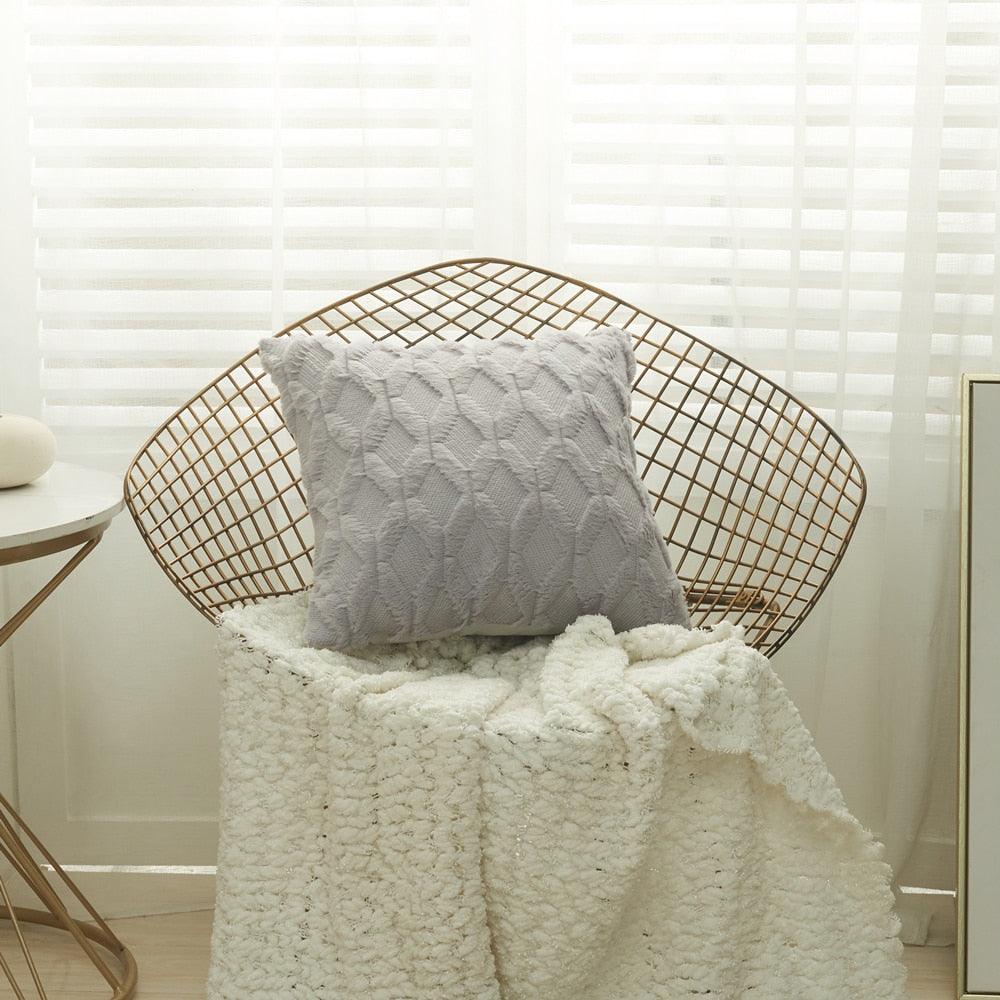 Elegant Plush Pillow Cover Geometric Soft Plush Short Wool Velvet Decorative Throw Pillow Covers Luxury Style Cushion Case Pillow Decorative Throw Pillow Case Soft Cozy Bed Cushion Cover Faux Fur Home Decor