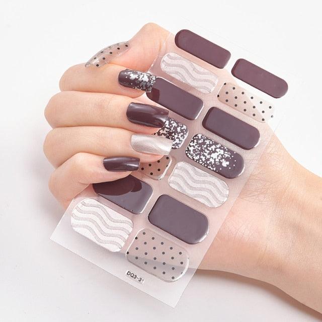 New Year Patterned Nail Decor Nail Polish Nail Art Stickers Full Beauty Sticker for Nails Nail Accessorie Christmas Nail Sticker 3D Nail Art Stickers Decal Slider Template Diy Nail Tool Decorations Nail Art Design Self Adhesive Luxury Designer Nail Sticke