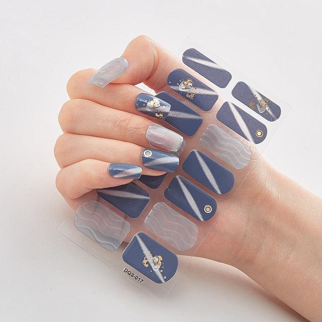 New Year Patterned Nail Decor Nail Polish Nail Art Stickers Full Beauty Sticker for Nails Nail Accessorie Christmas Nail Sticker 3D Nail Art Stickers Decal Slider Template Diy Nail Tool Decorations Nail Art Design Self Adhesive Luxury Designer Nail Sticke